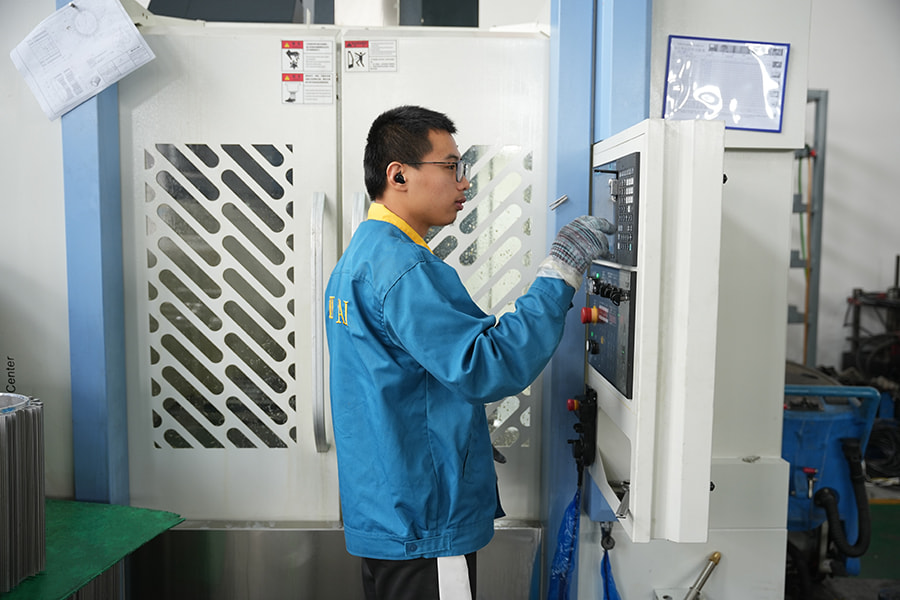 Обрабатывающий центр